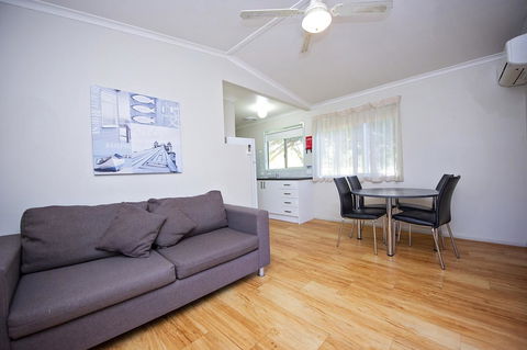 Discovery Parks - Woodman Point - Sydneys Hotel 24