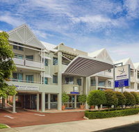 Broadwater Resort Como - Sydneys Hotel