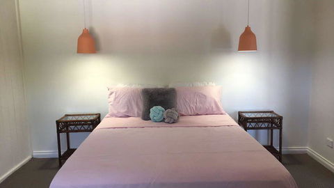 Capel Short-Stay Accommodation - Sydneys Hotel 7