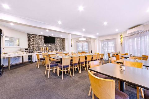 Quality Resort Sorrento Beach - Sydneys Hotel 32