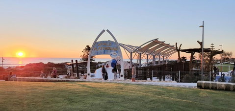 Seashore Memories - Sleeps 3 - Sydneys Hotel 23