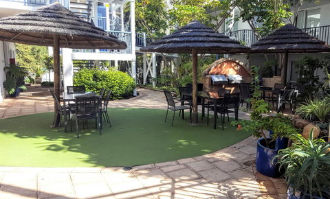 Seashore Memories - Sleeps 3 - Sydneys Hotel 16