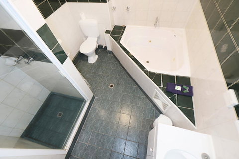 Seashore Memories - Sleeps 3 - Sydneys Hotel 11