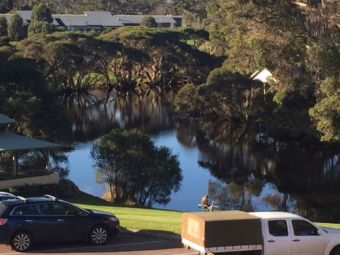 Denmark Reflections - Sydneys Hotel 13