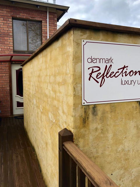 Denmark Reflections - Sydneys Hotel 12