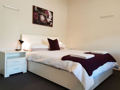 Stirling Apartments - Studio 1 - Sydneys Hotel 6