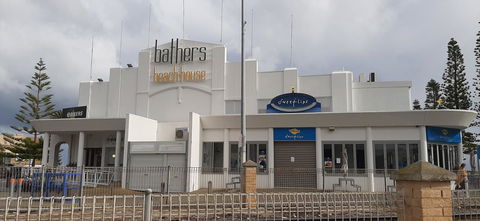 Fremantle Beach Backpackers - Sydneys Hotel 12