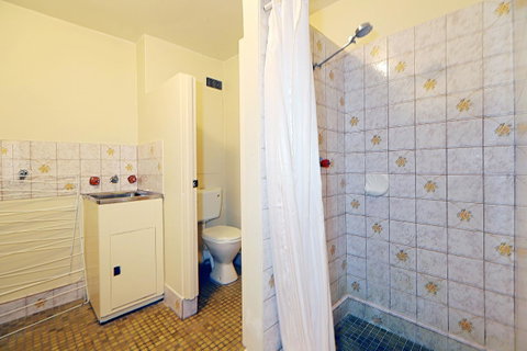 West Beach Lagoon 208 â€“ Great Value! - Sydneys Hotel 14