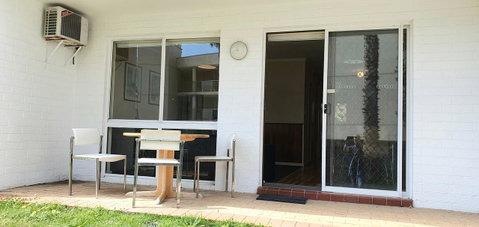 West Beach Lagoon 208 â€“ Great Value! - Sydneys Hotel 16