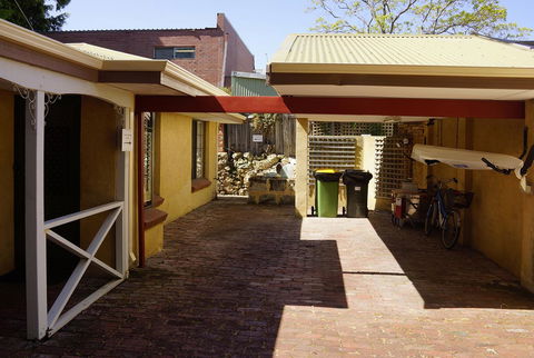 Suffolk House - Sydneys Hotel 4