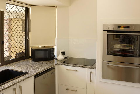 Suffolk House - Sydneys Hotel 10