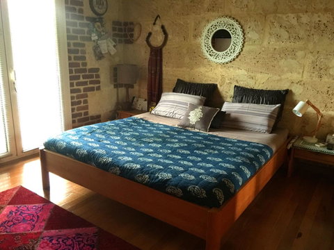 Kellers Bed And Breakfast - Sydneys Hotel 3