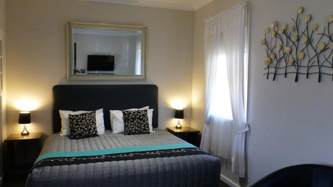 Bridgetown Valley Lodge - Sydneys Hotel 4