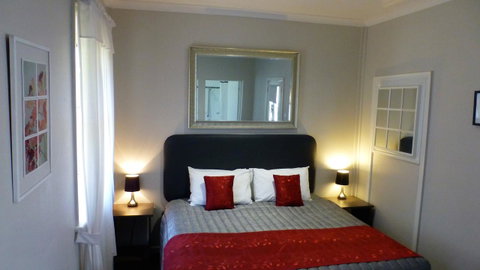 Bridgetown Valley Lodge - Sydneys Hotel 3