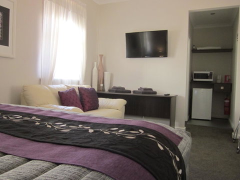 Bridgetown Valley Lodge - Sydneys Hotel 33