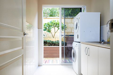 Sorrento Beach Manor - Sydneys Hotel 18