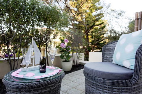 Sorrento Beach Manor - Sydneys Hotel 11