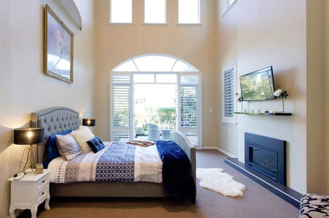 Sorrento Beach Manor - Sydneys Hotel 0