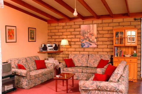 Yelverton Brook Conservation Sanctuary - Sydneys Hotel 26