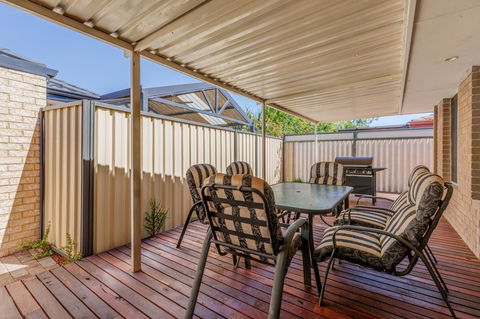 Brilliant, Neat, Convenient, Family-friendly House - Sydneys Hotel 13