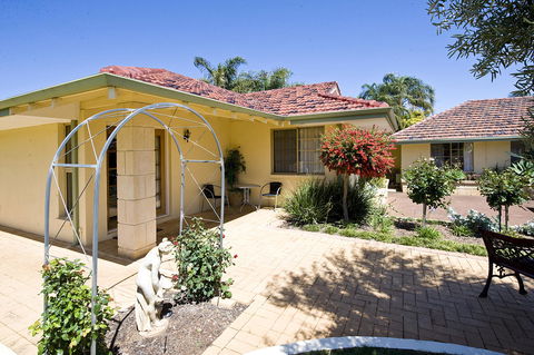 Armadale Cottage Bed & Breakfast - Sydneys Hotel 41