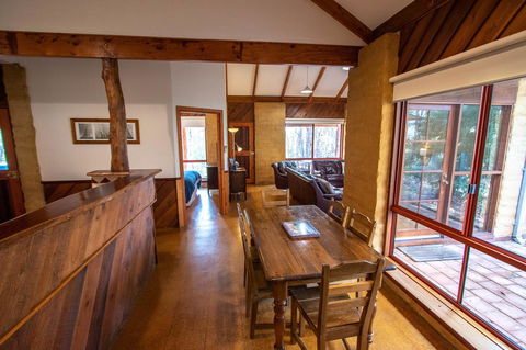 Denmark Forest Retreat - Sydneys Hotel 24