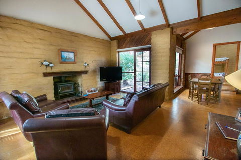 Denmark Forest Retreat - Sydneys Hotel 23