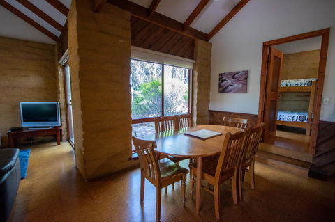 Denmark Forest Retreat - Sydneys Hotel 16