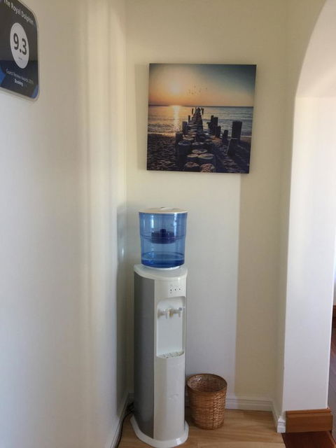 The Royal Dolphin Bed & Breakfast Safety Bay - Sydneys Hotel 26