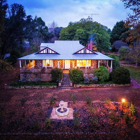 Historic Oakhill House Entire Estate - Sydneys Hotel 0