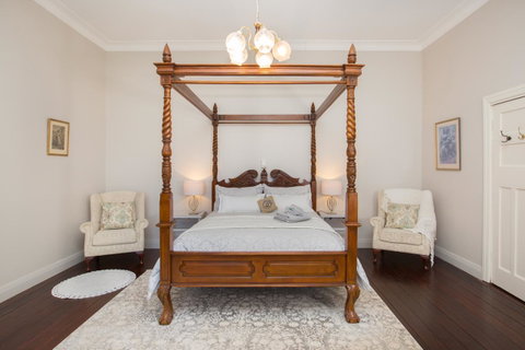 Historic Oakhill House Entire Estate - Sydneys Hotel 1