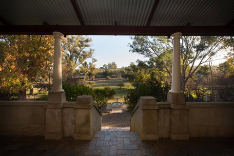 Historic Oakhill House Entire Estate - Sydneys Hotel 2