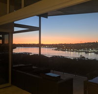 riverside retreat - Sydneys Hotel