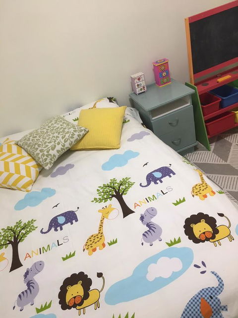 The Cottage That Could - Sydneys Hotel 10