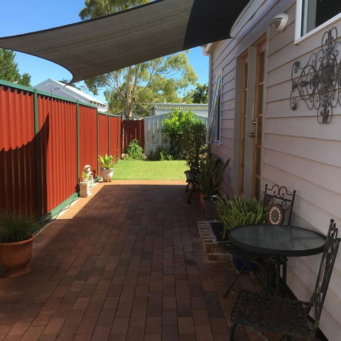 Bluebird Cottage - Sydneys Hotel 27