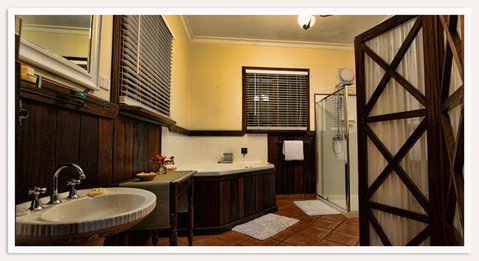 Oak Tree Barn Bridgetown - Sydneys Hotel 5