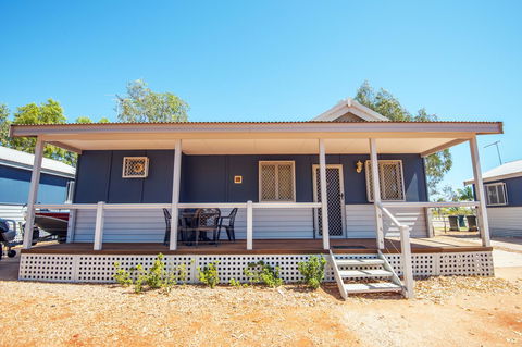 RAC Exmouth Cape Holiday Park - Sydneys Hotel 34