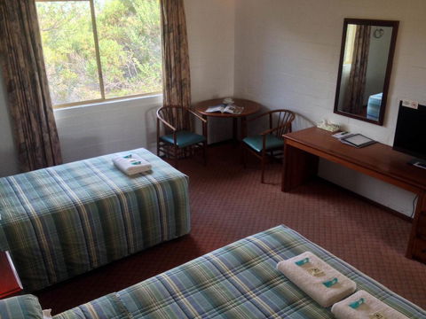 Bremer Bay Resort - Sydneys Hotel 13