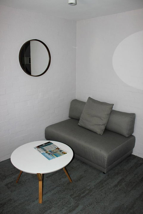 Atrium Hotel Mandurah - Sydneys Hotel 10