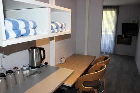 Atrium Hotel Mandurah - Sydneys Hotel 11