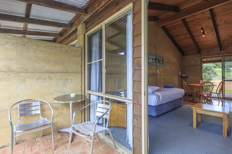 The Koorabup Motel - Sydneys Hotel 2