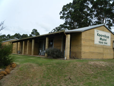 The Koorabup Motel - Sydneys Hotel 7
