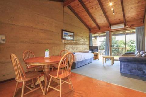 The Koorabup Motel - Sydneys Hotel 12