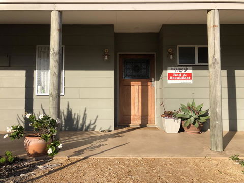Bremer Bay B&B - Sydneys Hotel 9