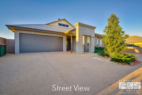 7 Kestrel Place - Sydneys Hotel 21