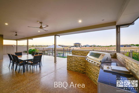 7 Kestrel Place - Sydneys Hotel 18