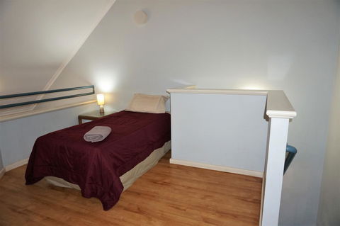 Osprey Holiday Village Unit 122 2 Bedroom - Sydneys Hotel 9