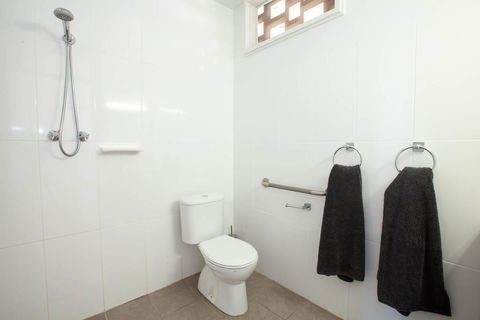 EUCLA MOTOR HOTEL - Sydneys Hotel 5