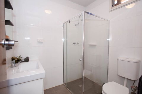 EUCLA MOTOR HOTEL - Sydneys Hotel 22