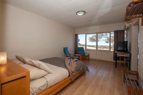 EUCLA MOTOR HOTEL - Sydneys Hotel 17